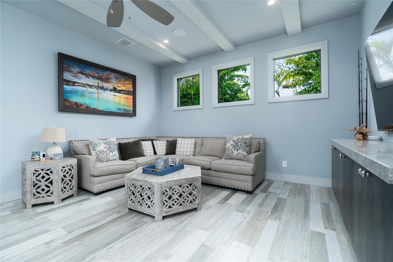 VENEZIA UNIT 03 - Residential