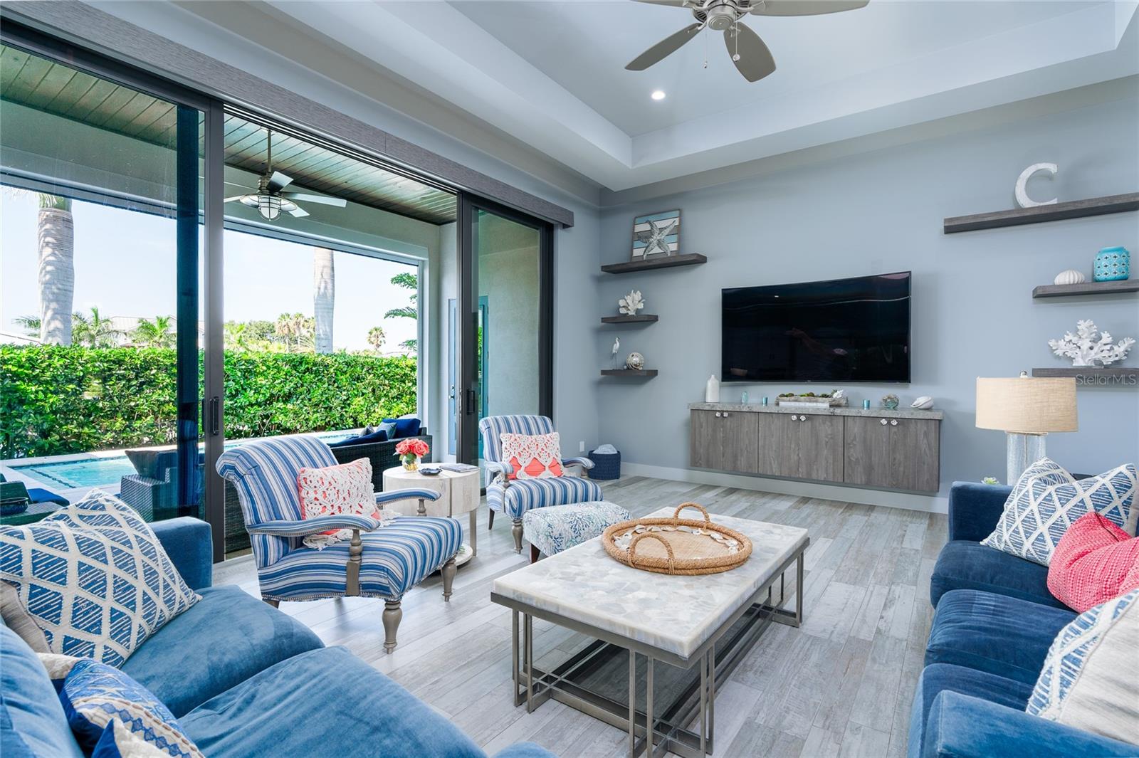 VENEZIA UNIT 03 - Residential