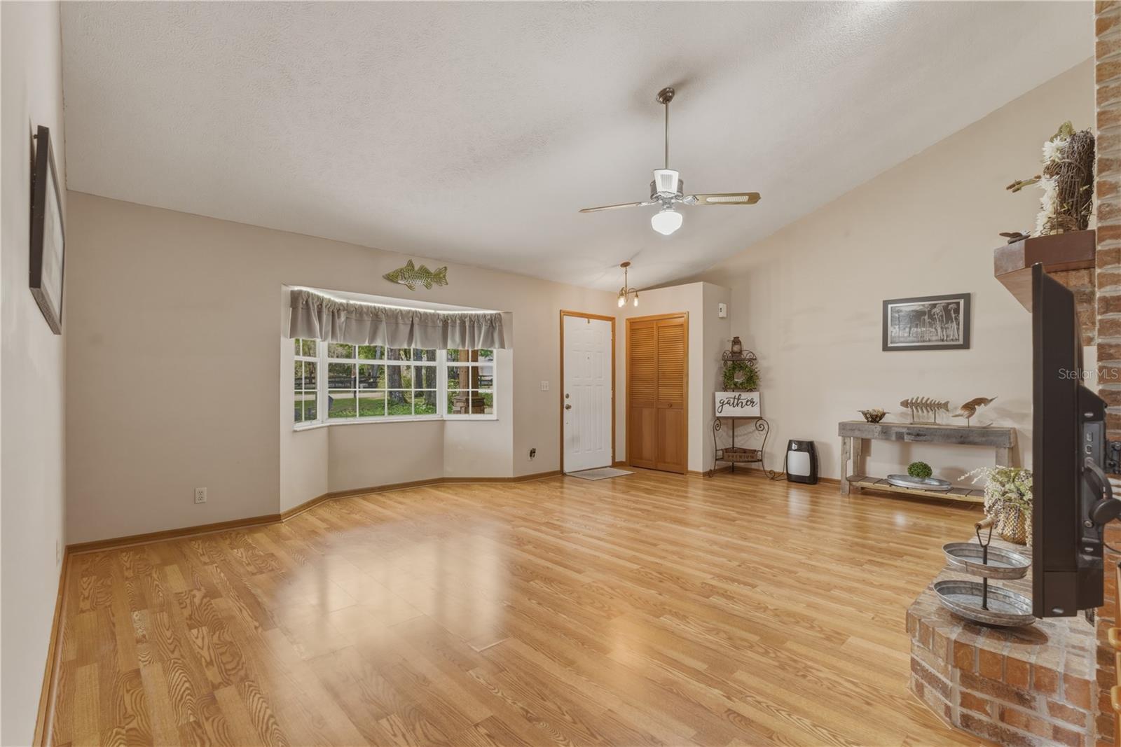 MEADOW WOOD FARMS - Residential