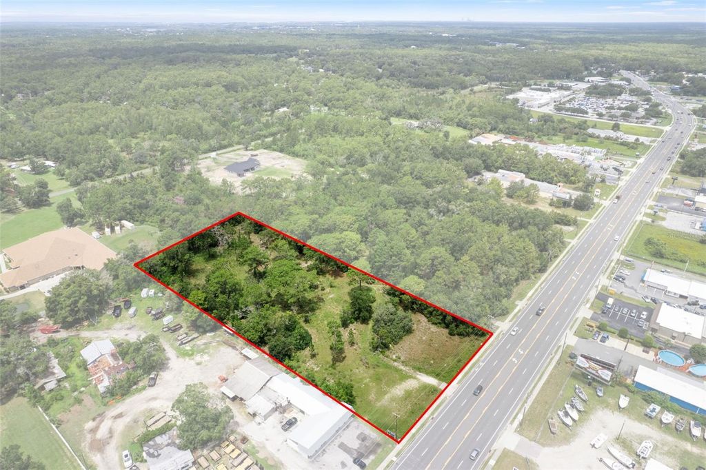Photo of 6552 W Gulf To Lake Highway, Crystal River, FL 34429 (MLS # OM705983)