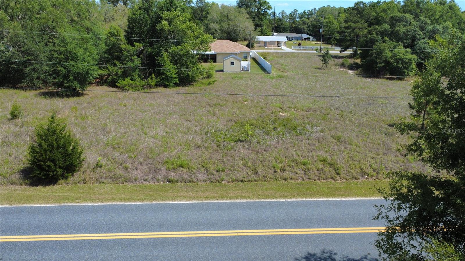 RAINBOW LAKES ESTATE - Land