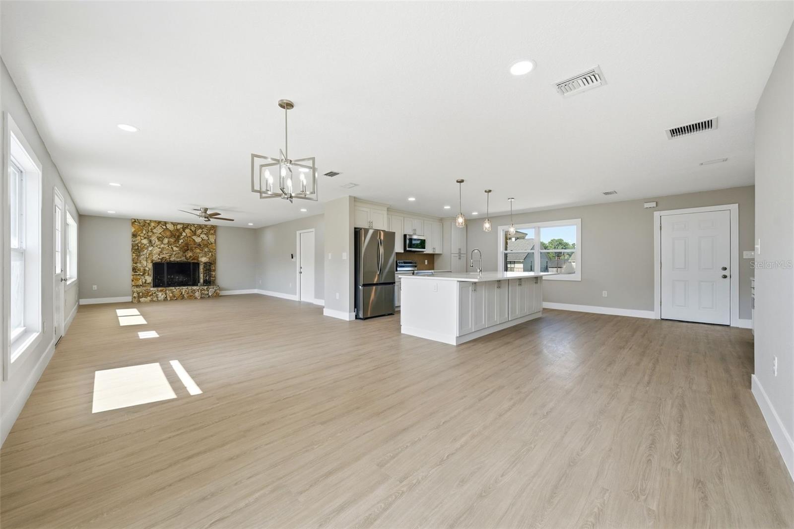 SLEEPY HOLLOW - Residential