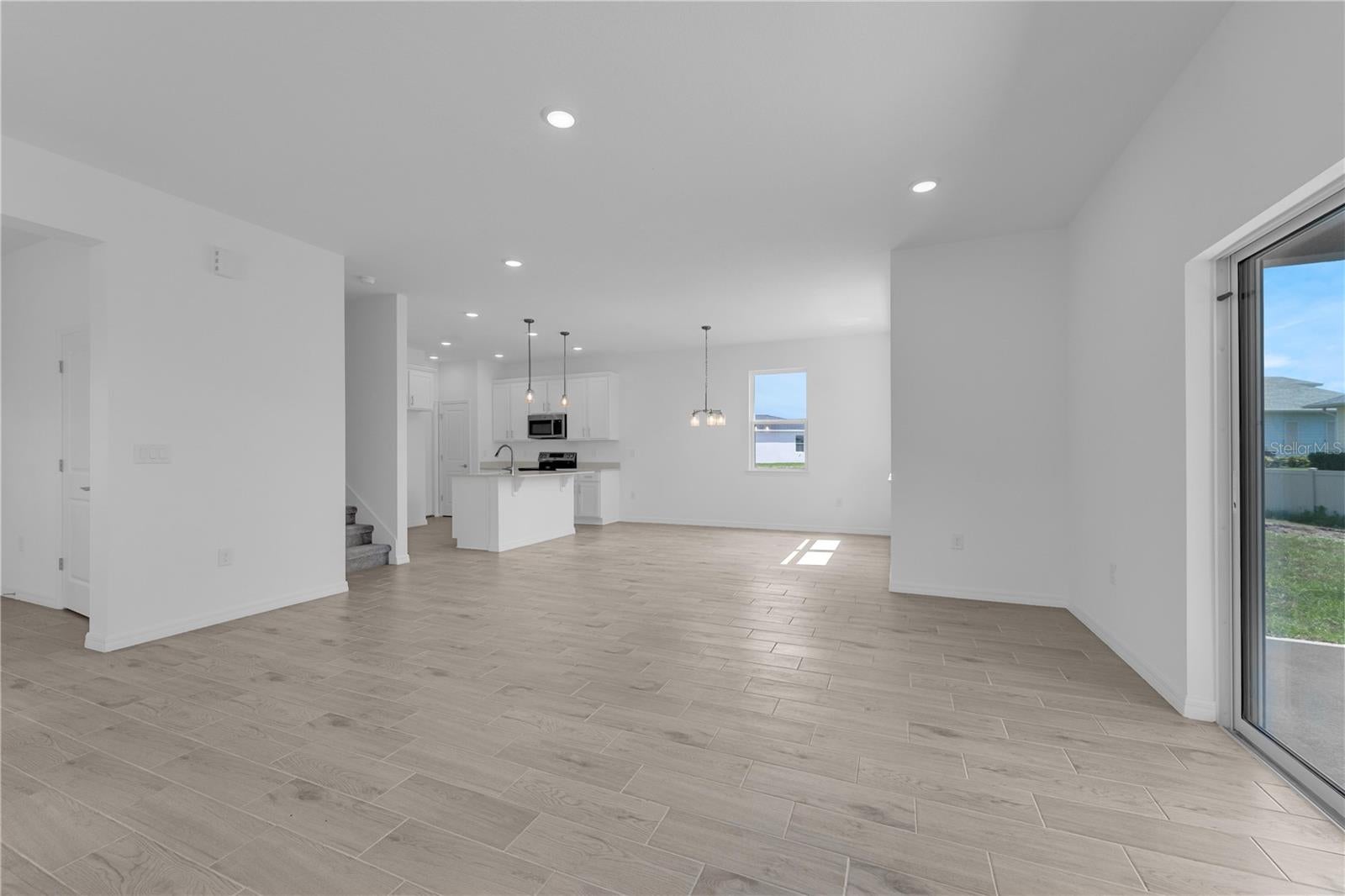 1666 MEADOWGROVE AVENUE