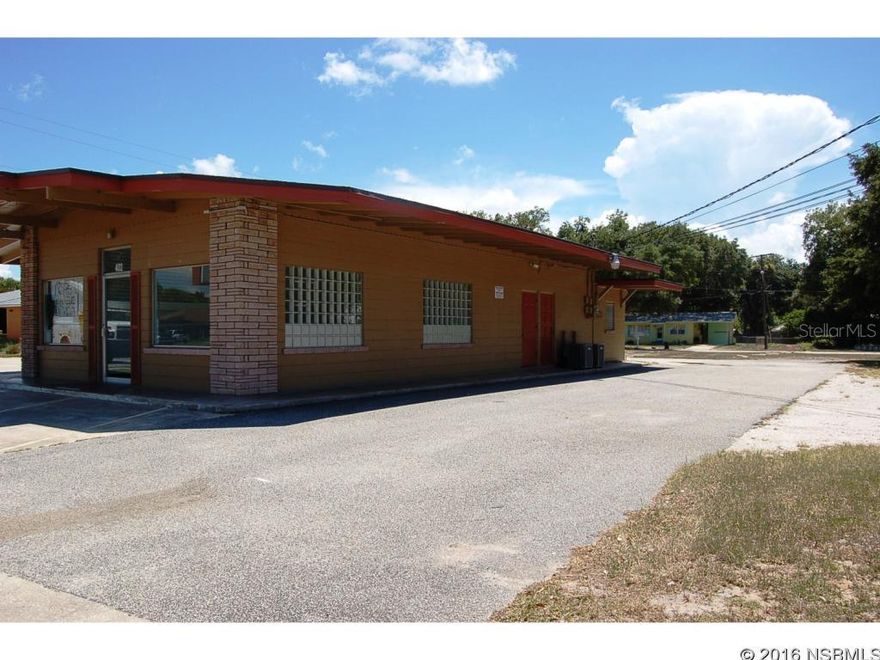 Great Location on busy US 1 just South of New Smyrna Beach/Edgewater Line.  3 available units, one currently under leased.  This building is zoned B3 allowing for multiple types of business & service possibilities. Great for an investor or personal use space.  Busy corner with left/right turn in from US1. Half acre parcel with pole sign and ample parking. Recent updates include 2 new ac unit, roof and plumbing.  All units are in very nice condition.  This is a great opportunity for all. ;Water: Available at Site ;Water: City