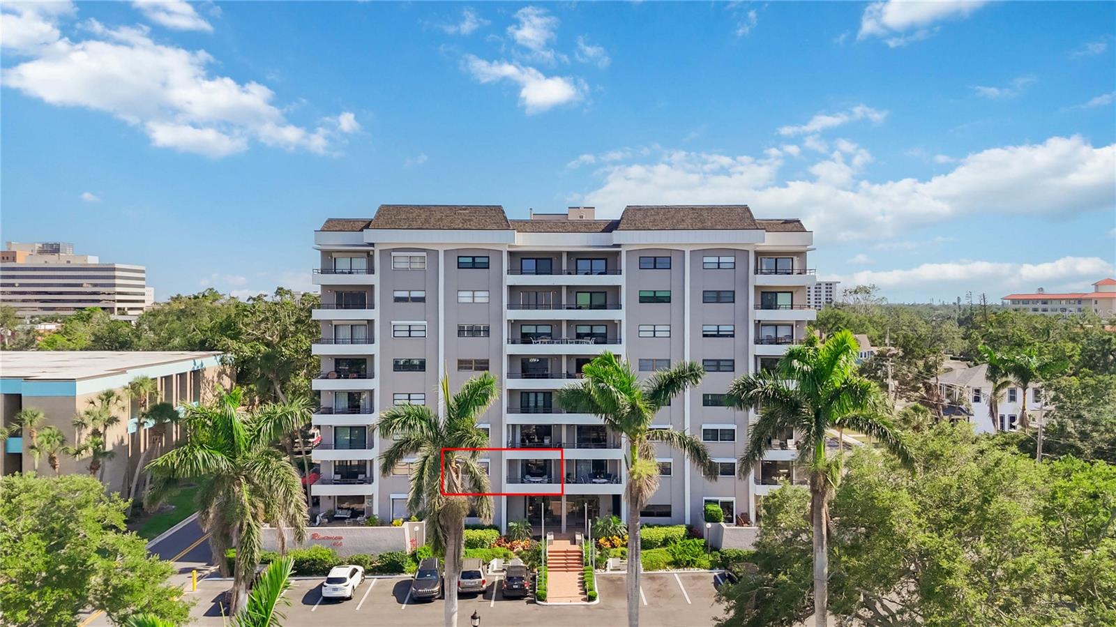 THE RIVERVIEW - Residential