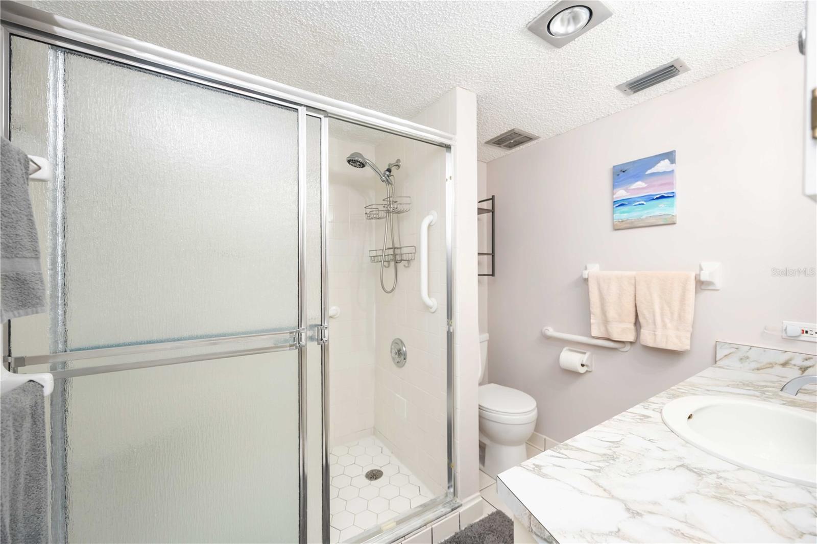 THE RIVERVIEW - Residential