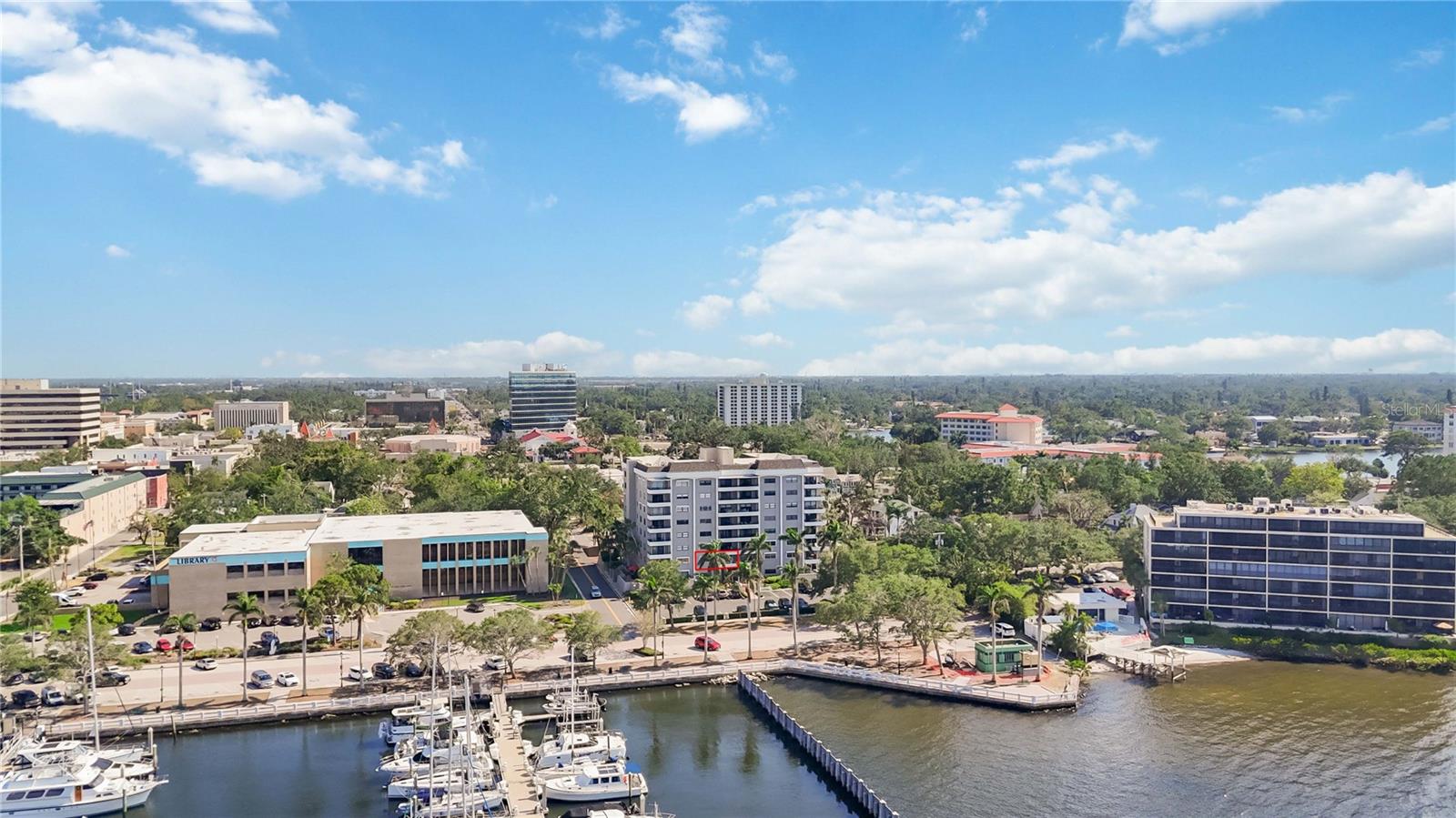 THE RIVERVIEW - Residential