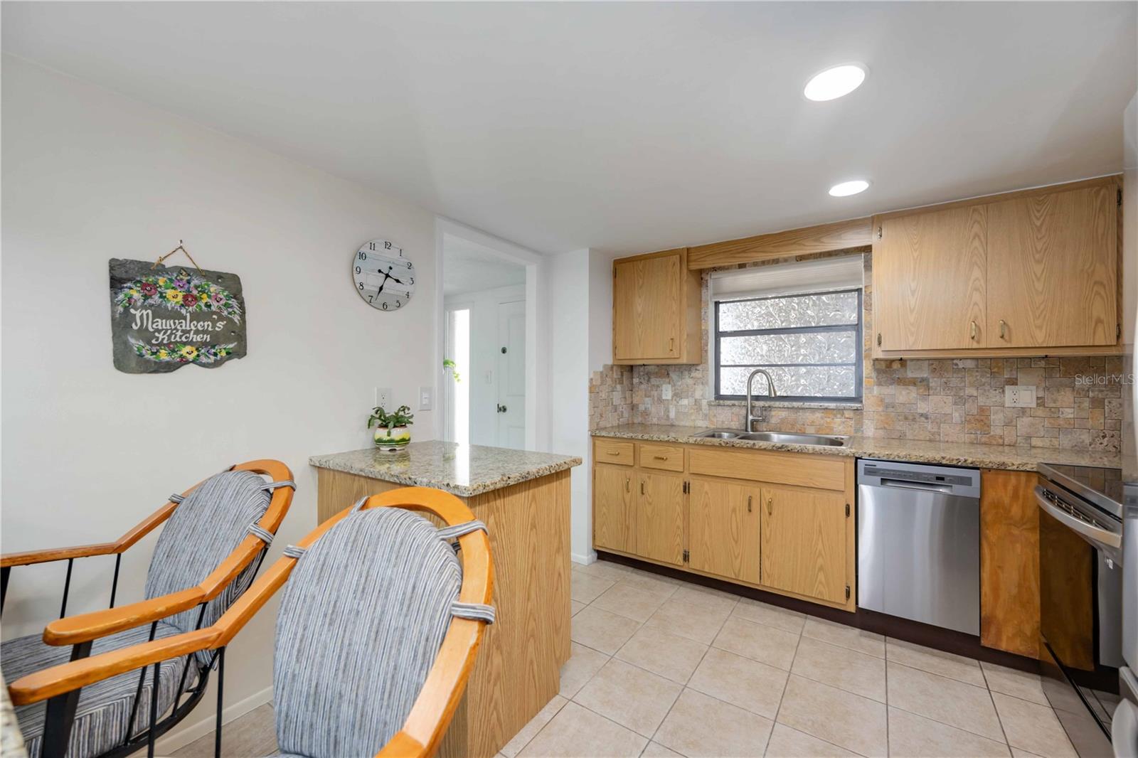 THE RIVERVIEW - Residential