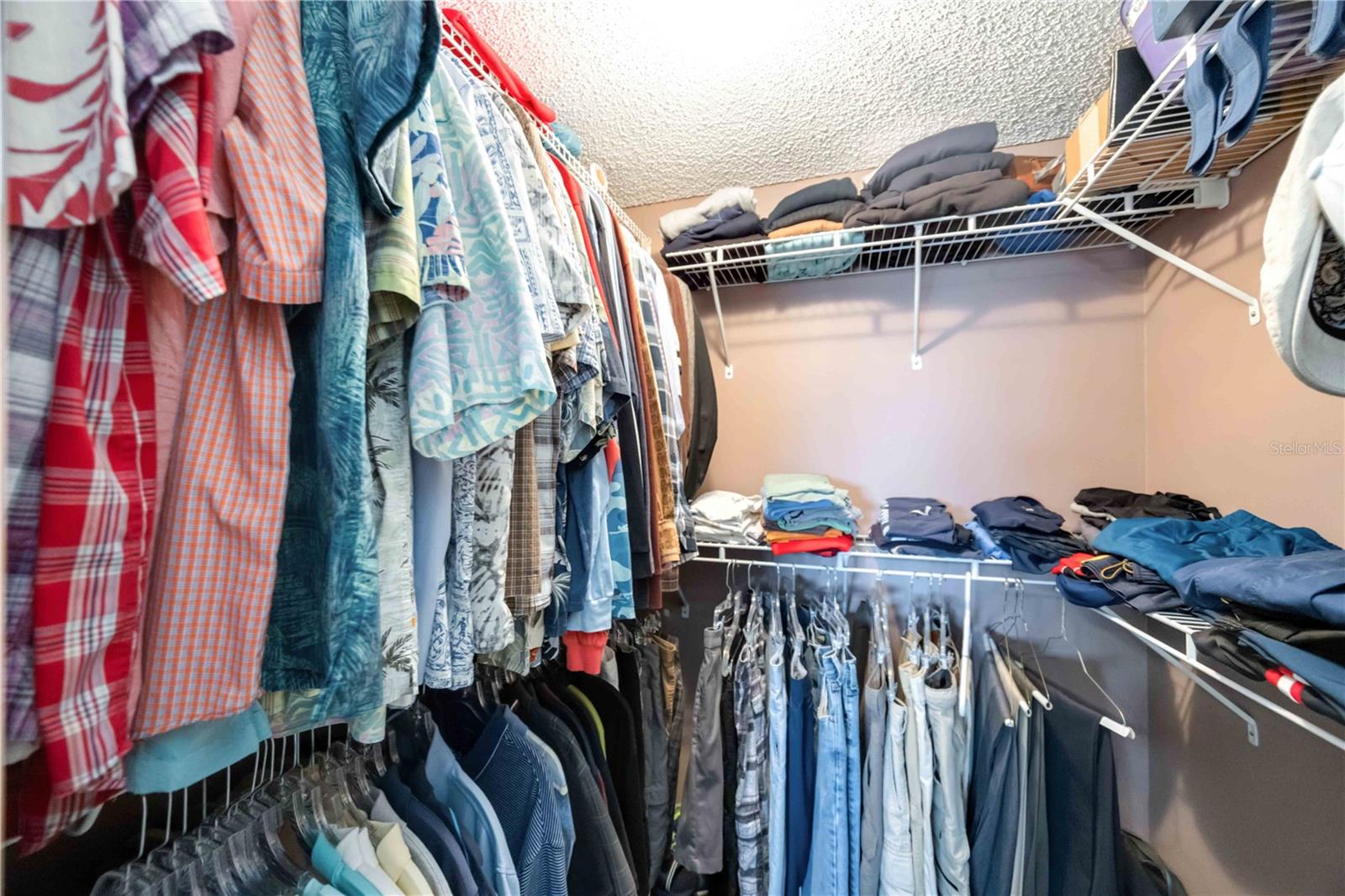 THE RIVERVIEW - Residential