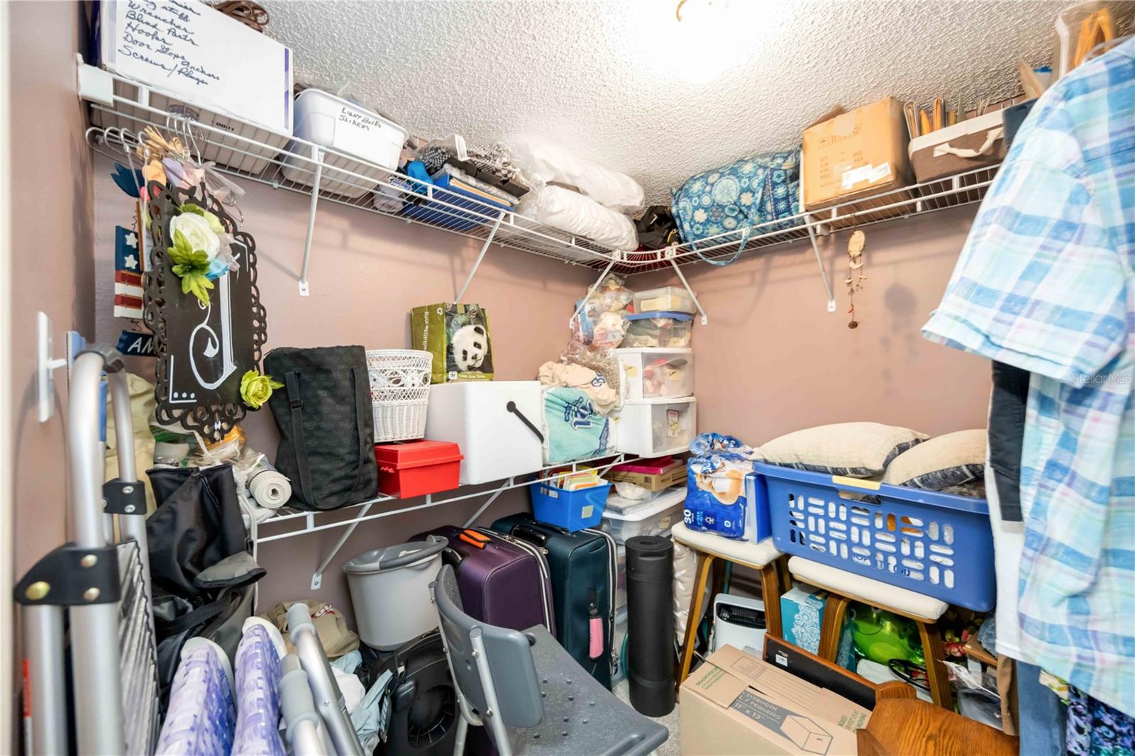 THE RIVERVIEW - Residential