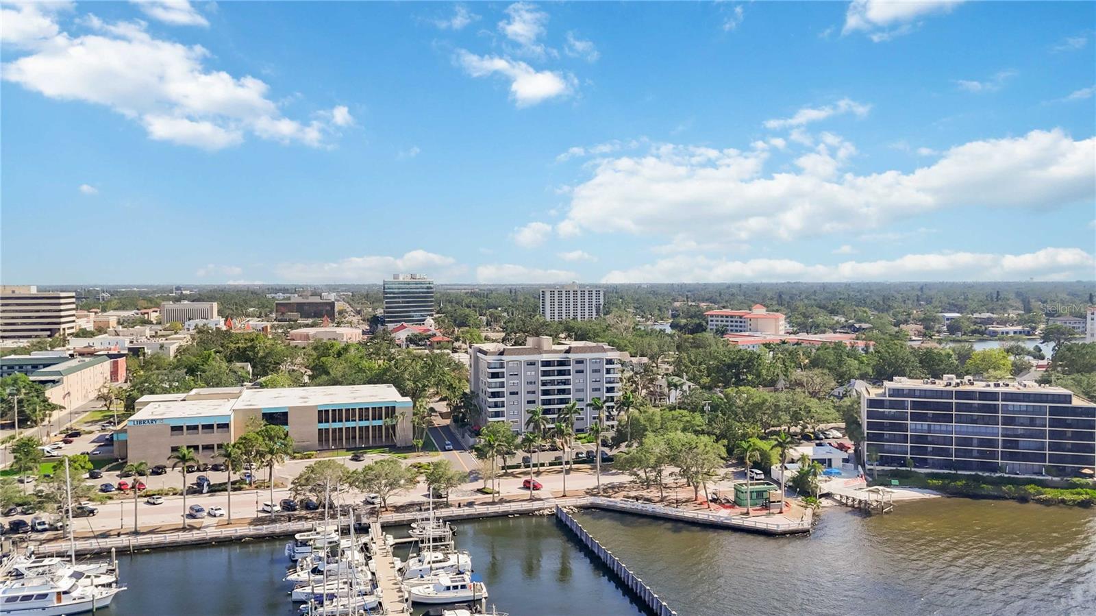 THE RIVERVIEW - Residential