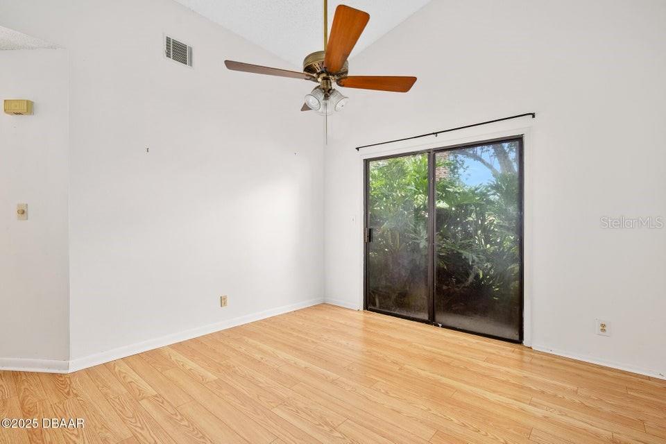 PELICAN BAY PH 04 UNIT 01 - Residential