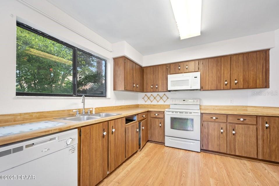 PELICAN BAY PH 04 UNIT 01 - Residential