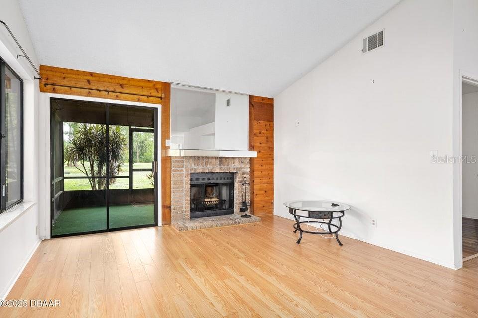 PELICAN BAY PH 04 UNIT 01 - Residential