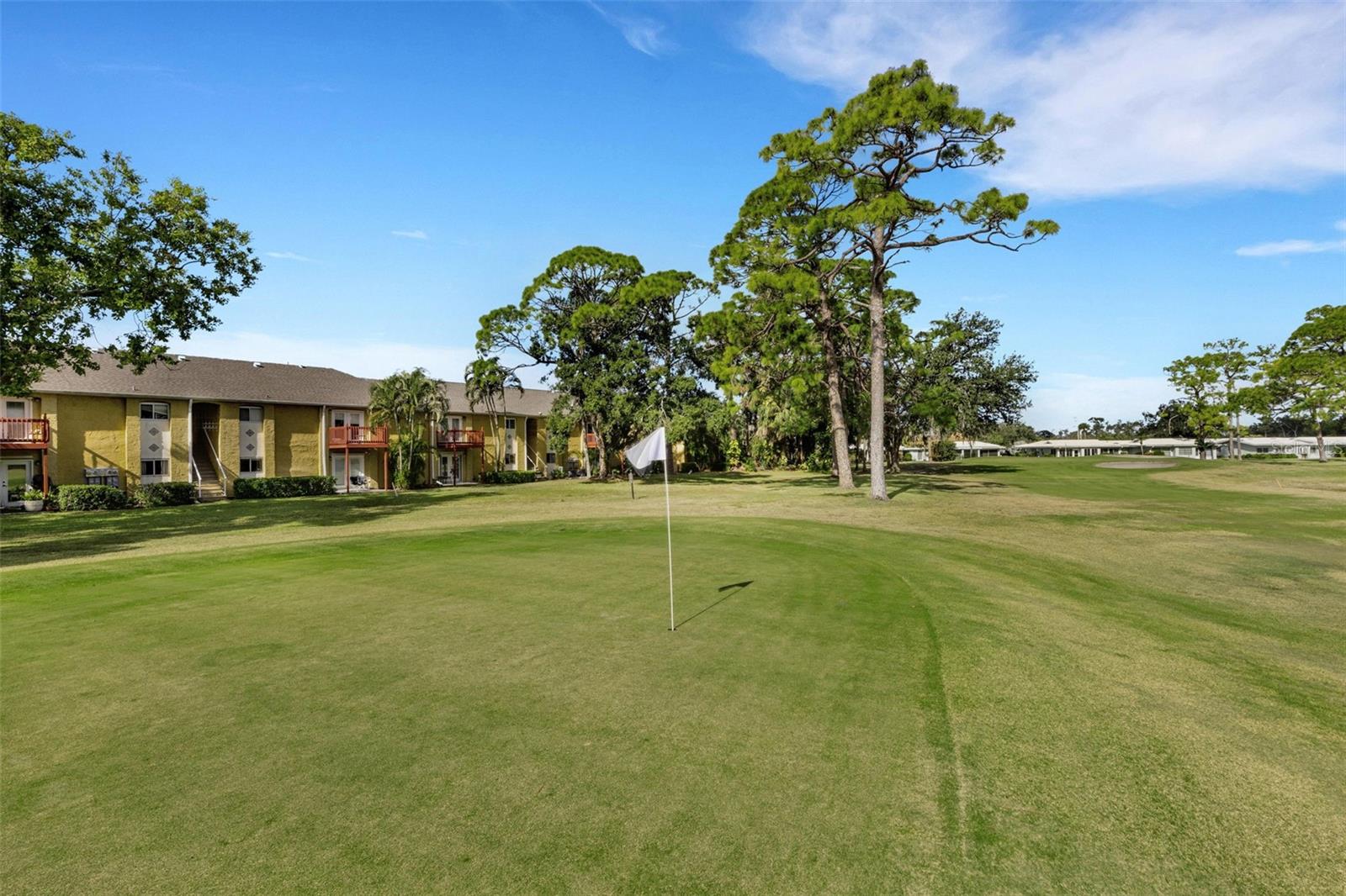VISTAS ON BENEVA - Residential