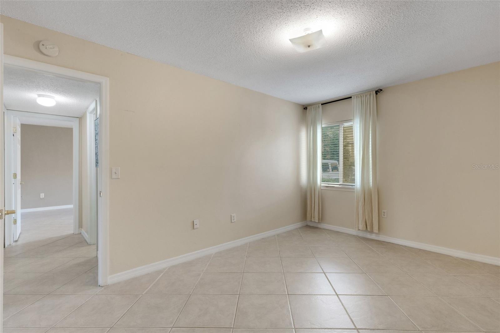 VISTAS ON BENEVA - Residential