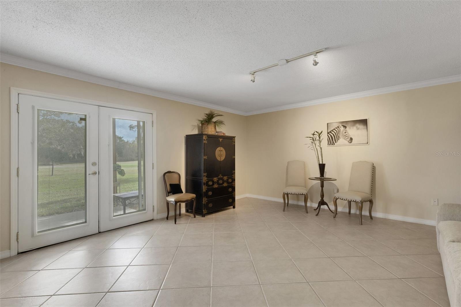 VISTAS ON BENEVA - Residential