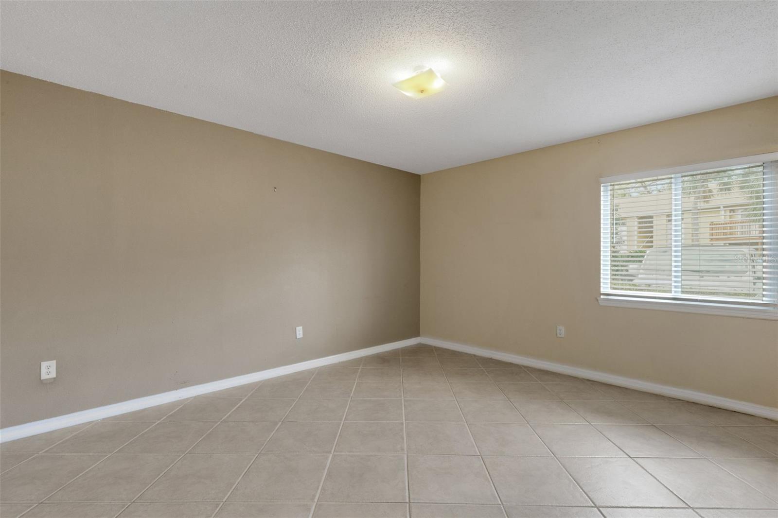 VISTAS ON BENEVA - Residential