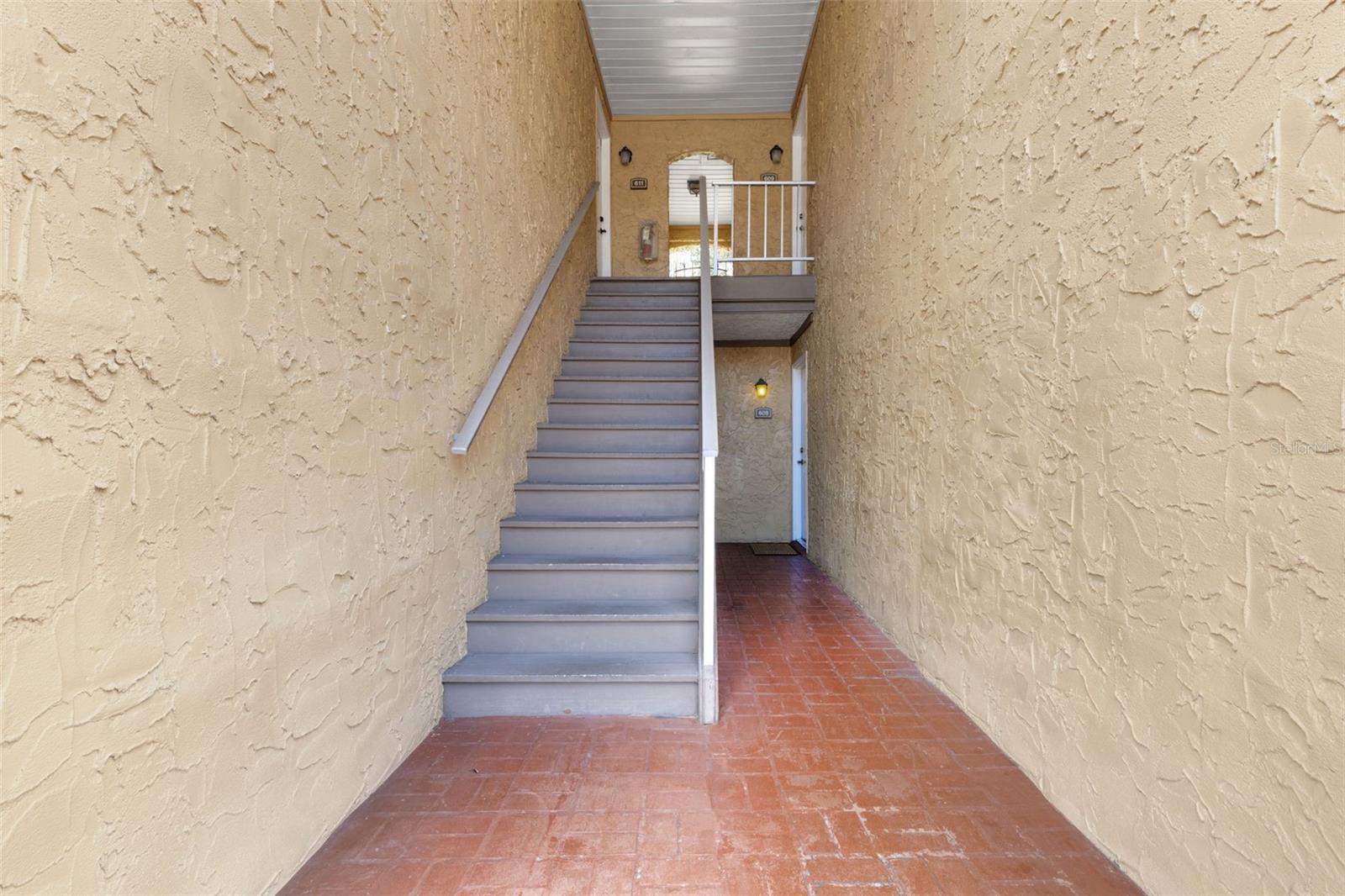 VISTAS ON BENEVA - Residential