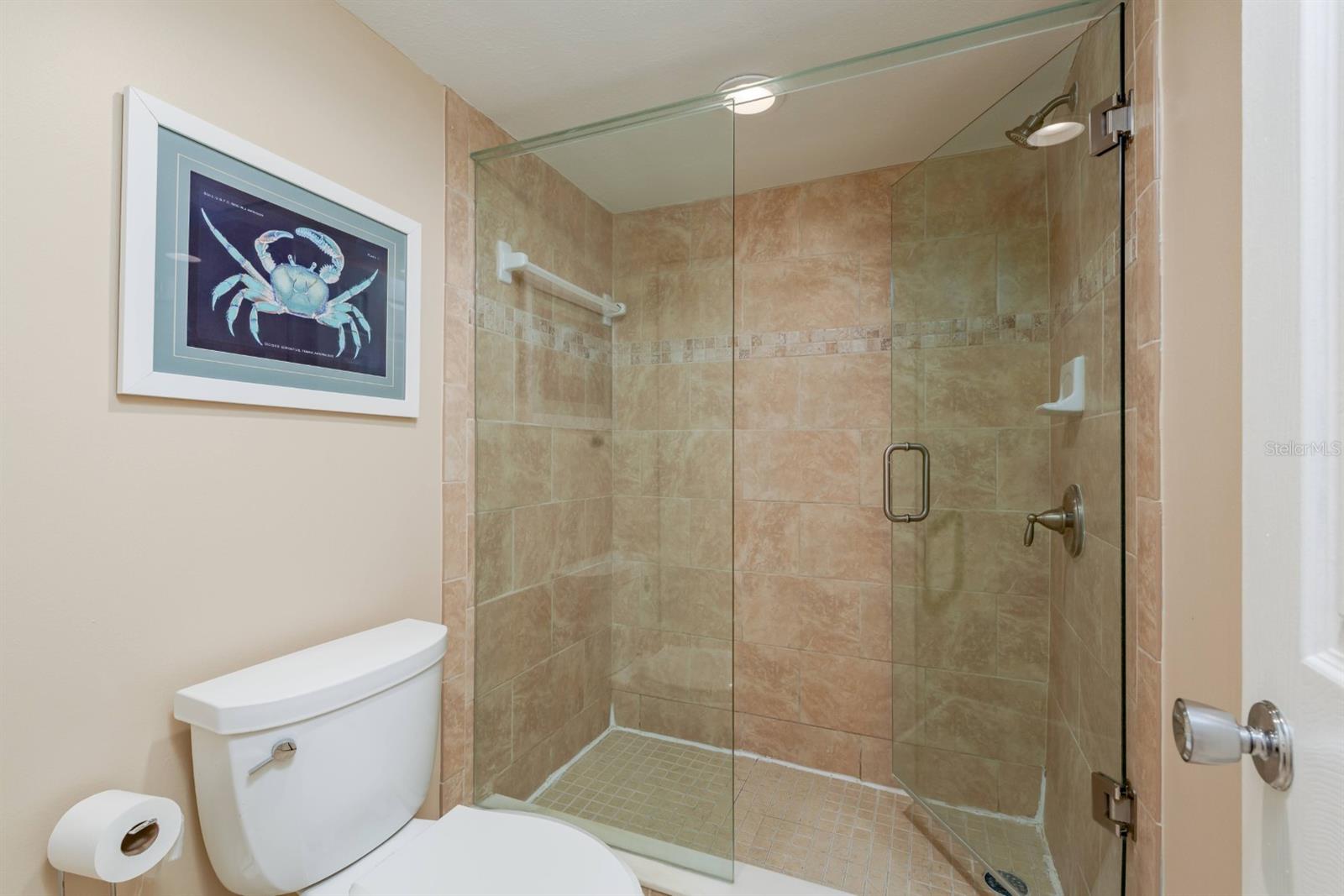 PENTHOUSE GROVES - Residential