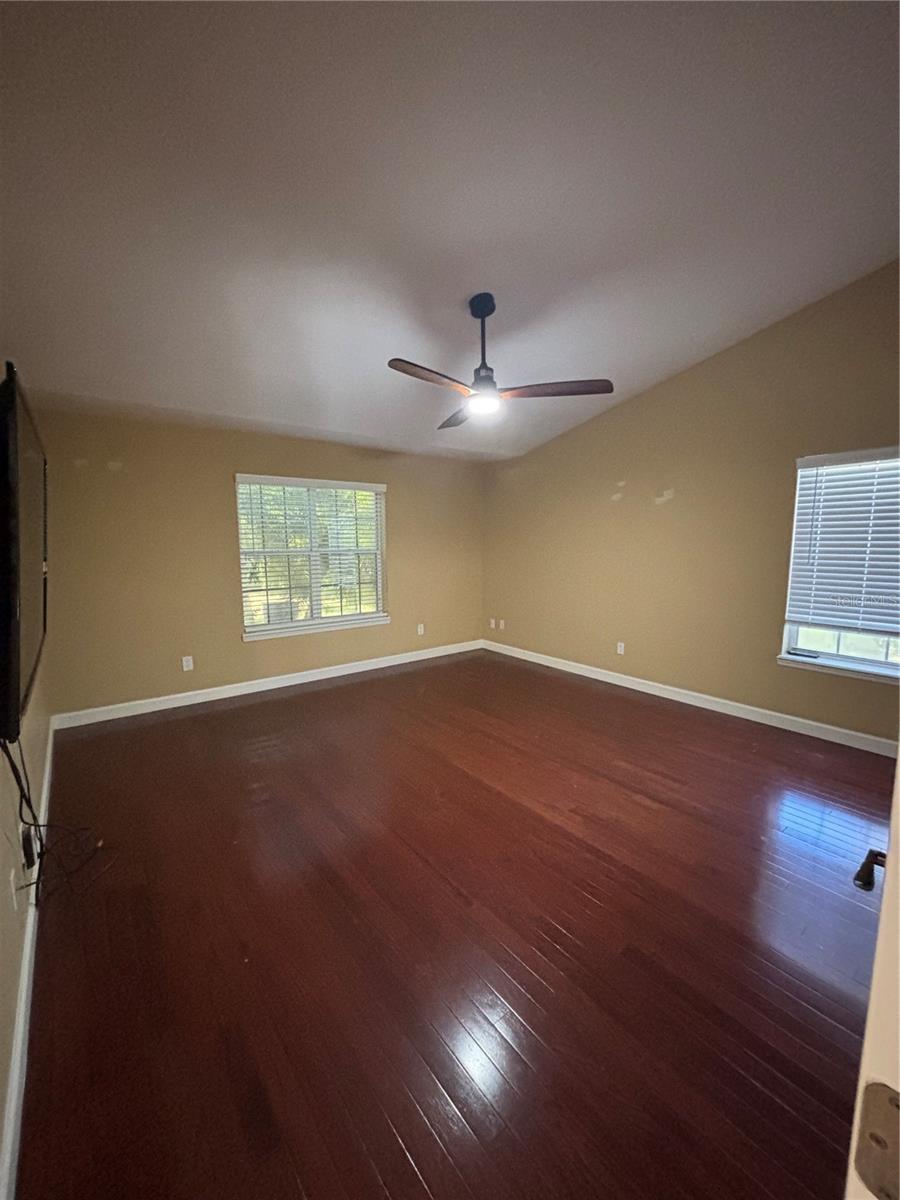 SPRING HOLLOW PH 01 - Residential Lease