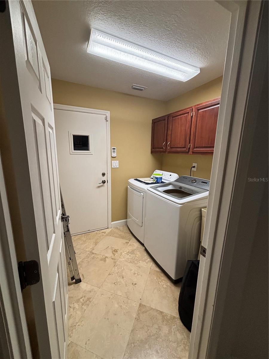 SPRING HOLLOW PH 01 - Residential Lease