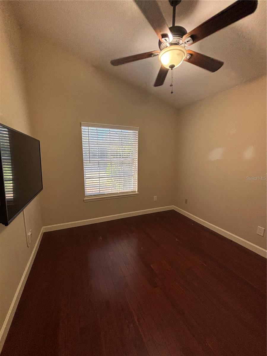 SPRING HOLLOW PH 01 - Residential Lease