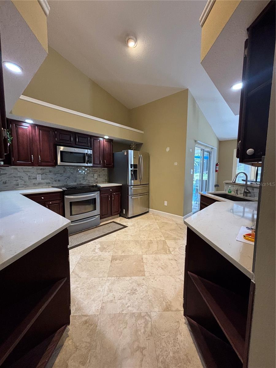 SPRING HOLLOW PH 01 - Residential Lease