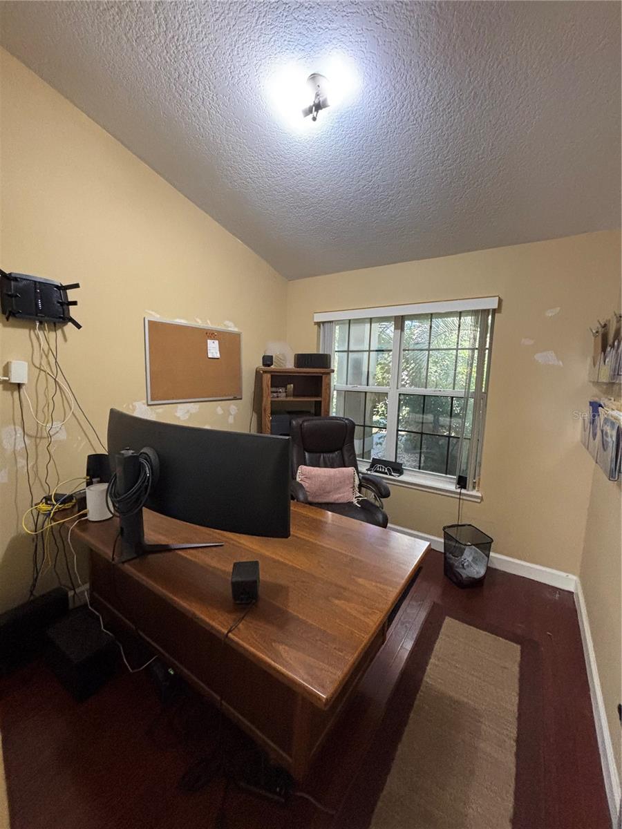 SPRING HOLLOW PH 01 - Residential Lease