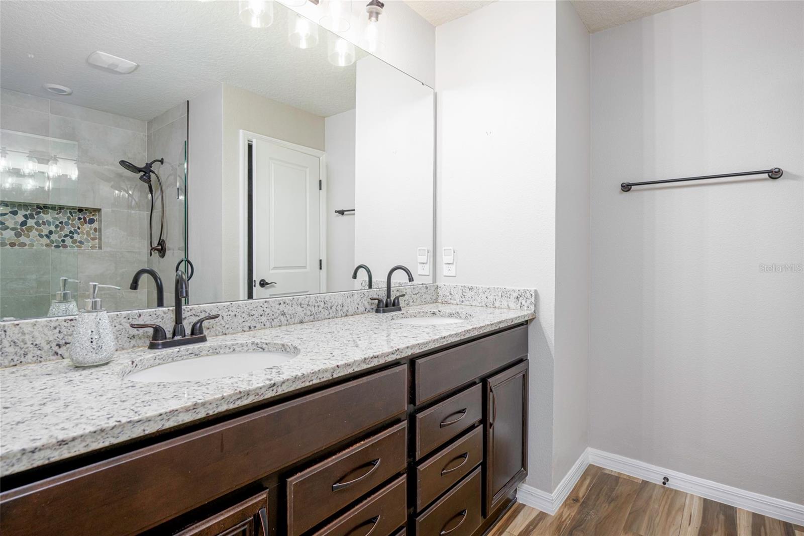 LAKESHORE AT NARCOOSSEE PH 2 - Residential