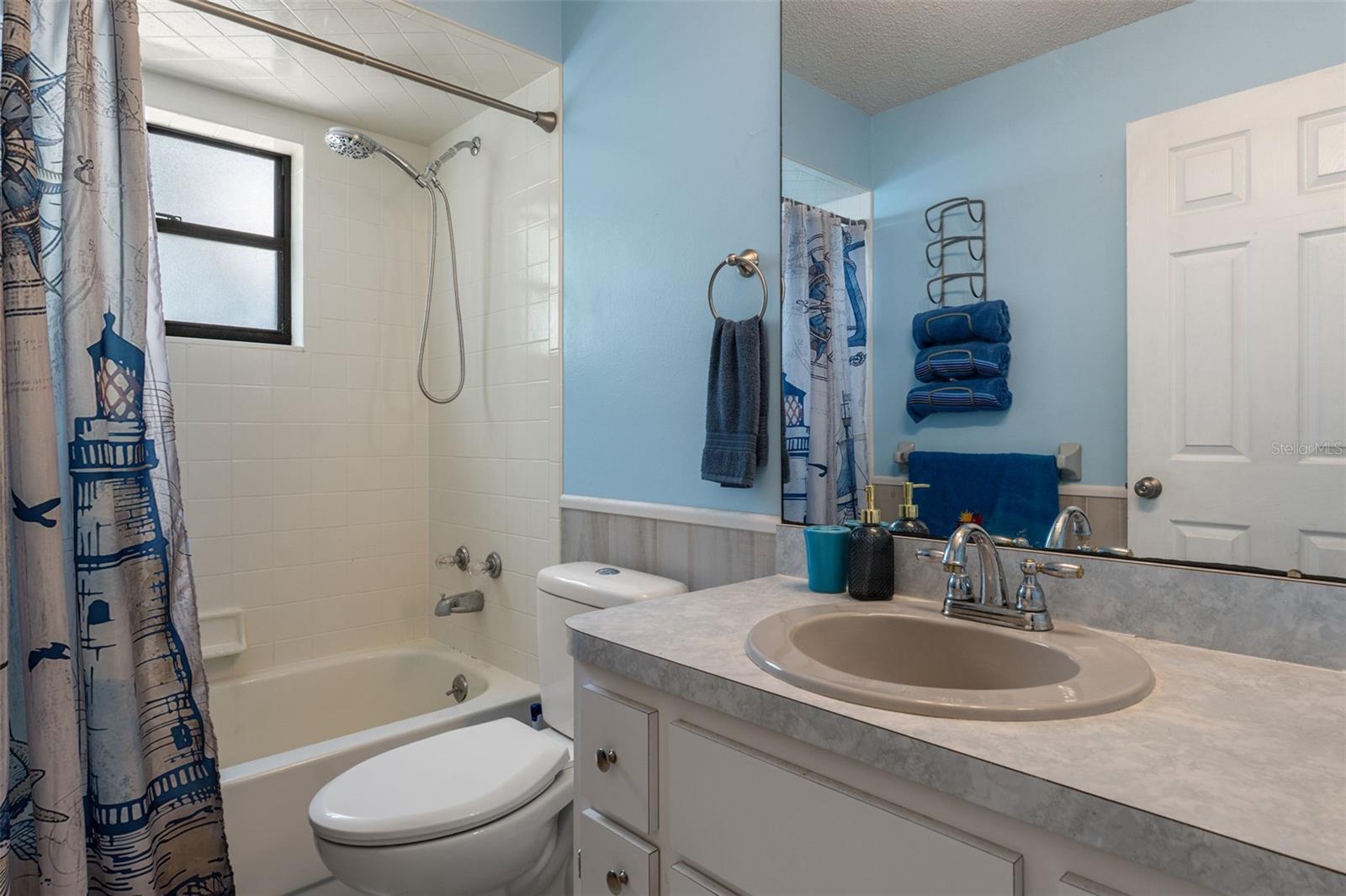 WATER OAKS PB 12 PG 126 LOT 56 - Residential