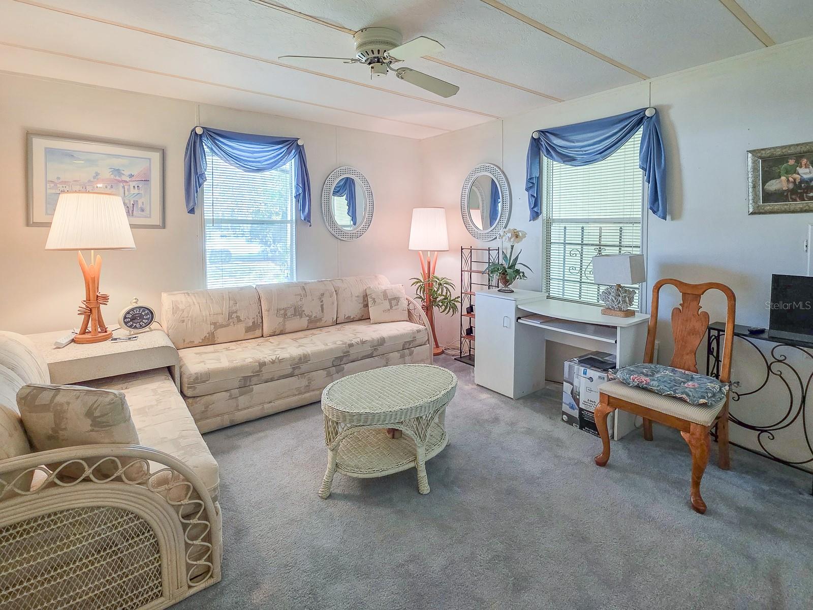 LAURELWOOD MOBILE ESTATES UNIT 01 - Residential