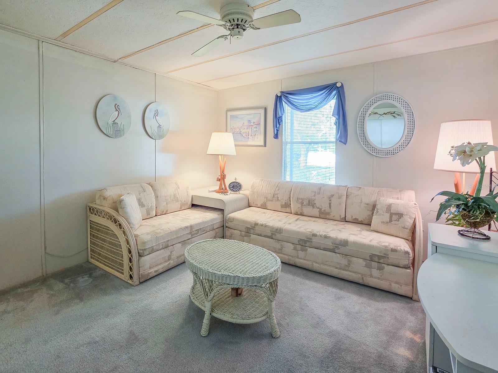 LAURELWOOD MOBILE ESTATES UNIT 01 - Residential