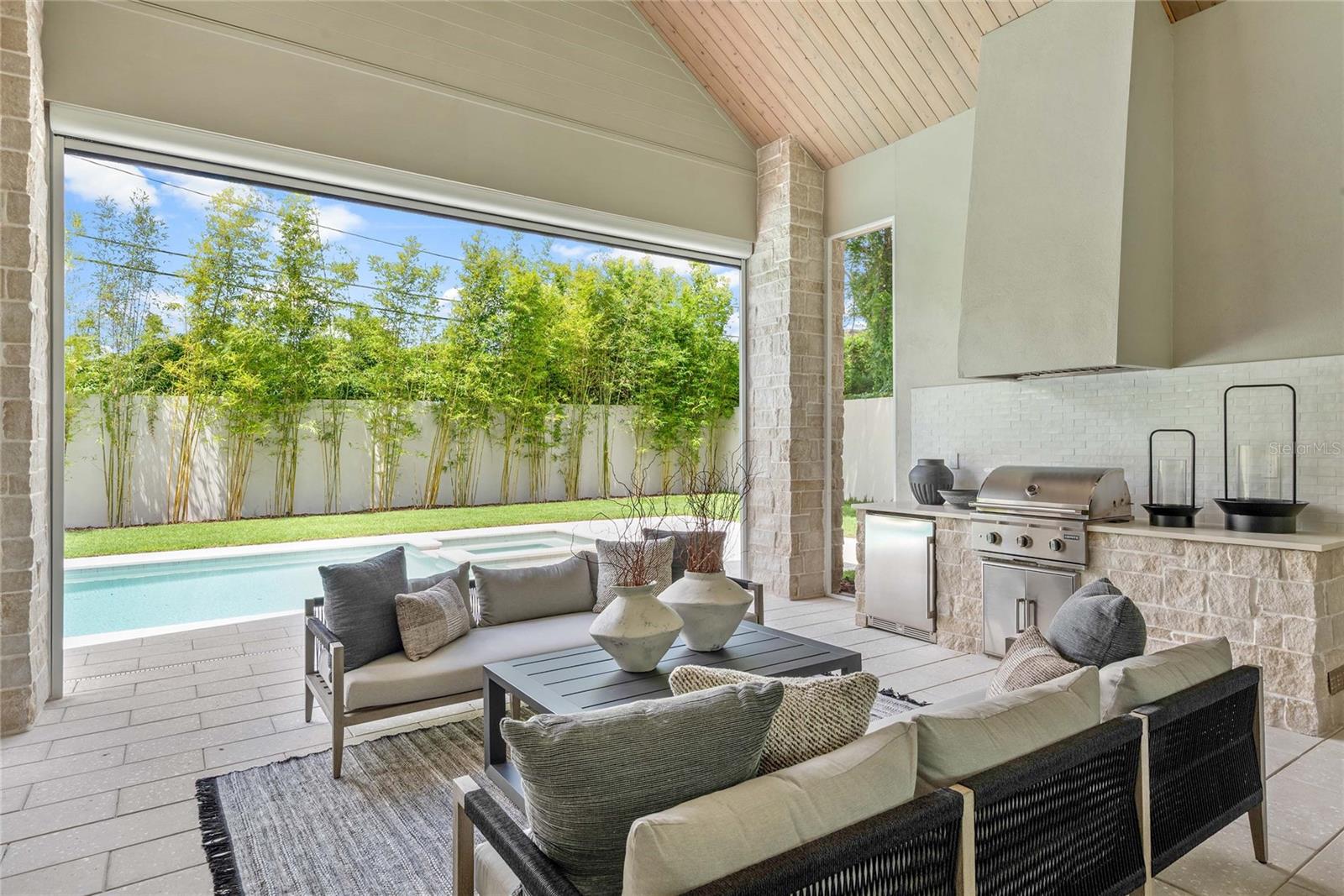 3214 FAIRWAY LANE