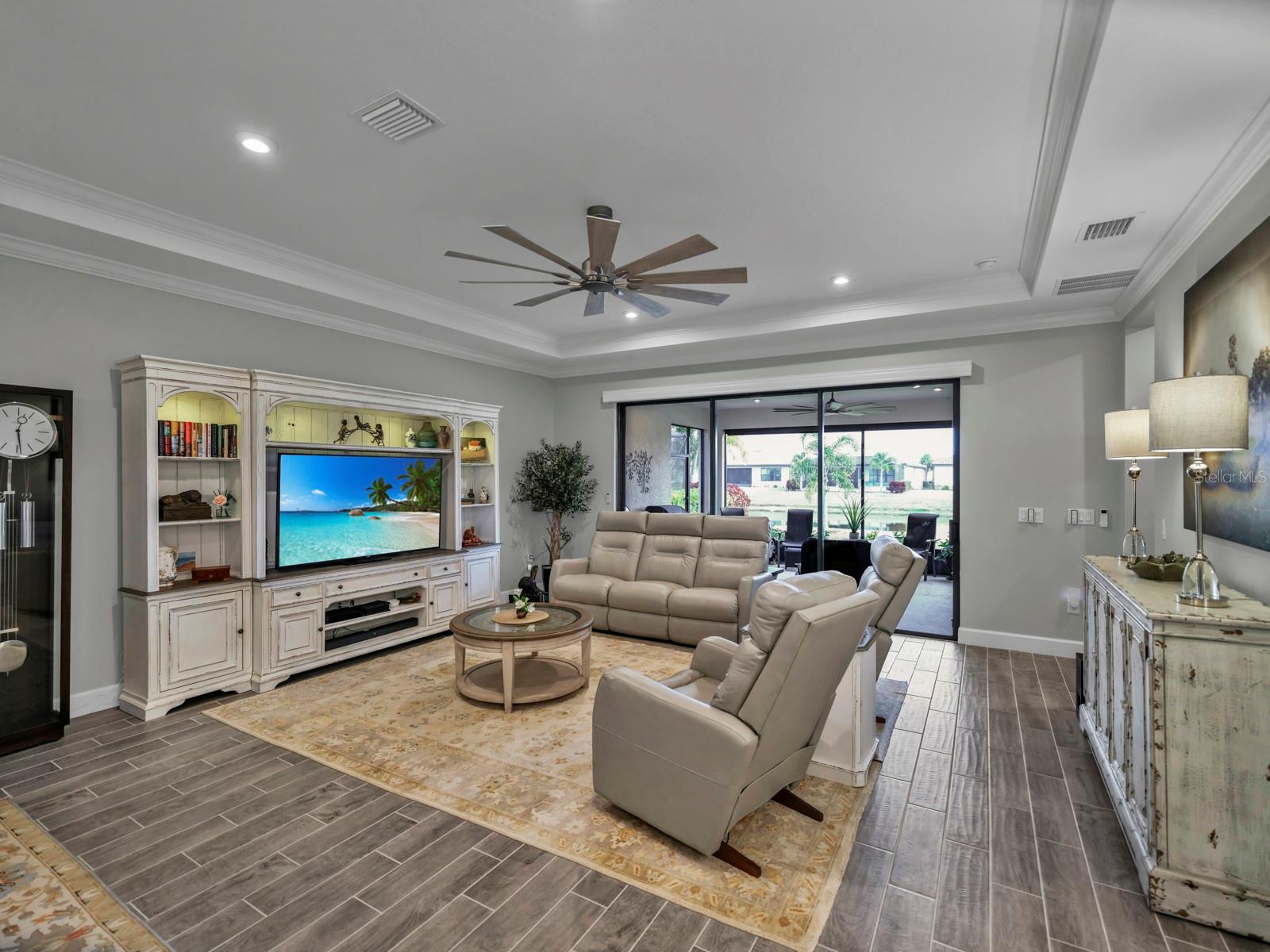 ARTISAN LAKES ESPLANADE PH V SUBPH B & C - Residential