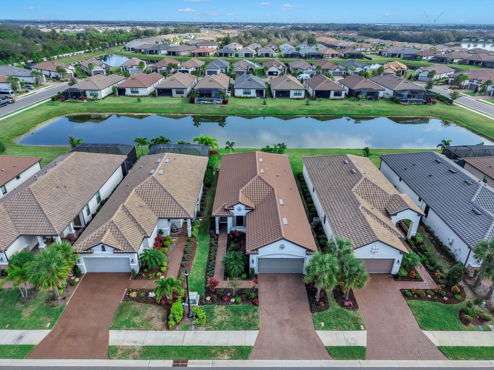 ARTISAN LAKES ESPLANADE PH V SUBPH B & C - Residential