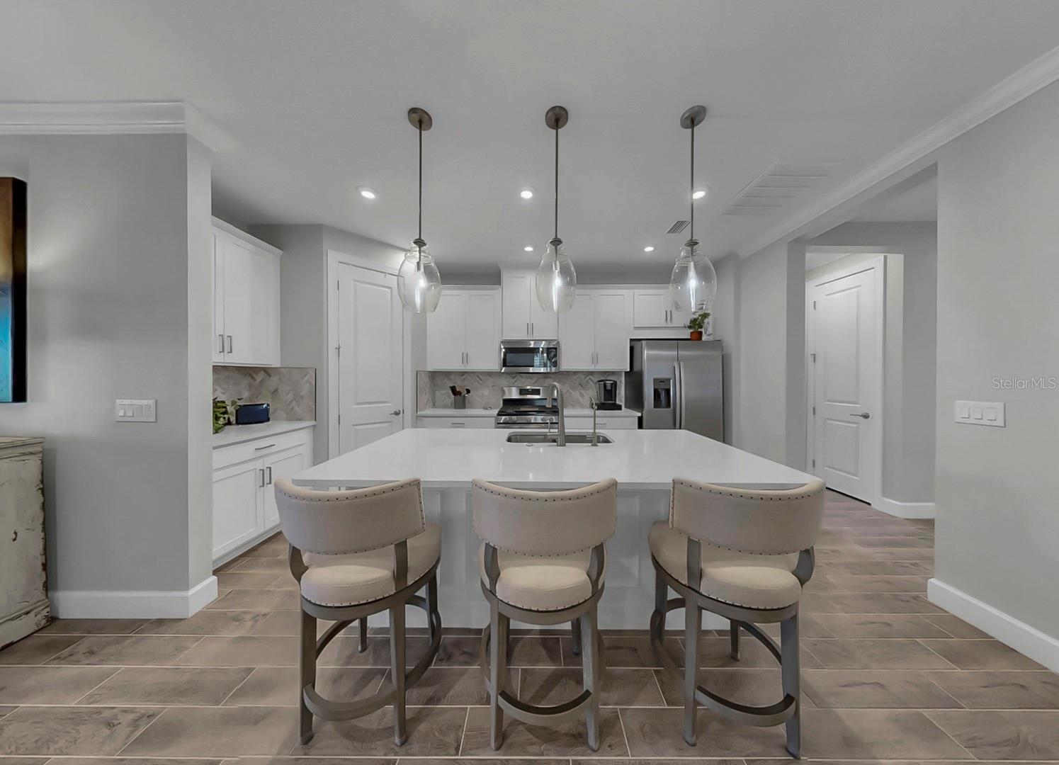 ARTISAN LAKES ESPLANADE PH V SUBPH B & C - Residential