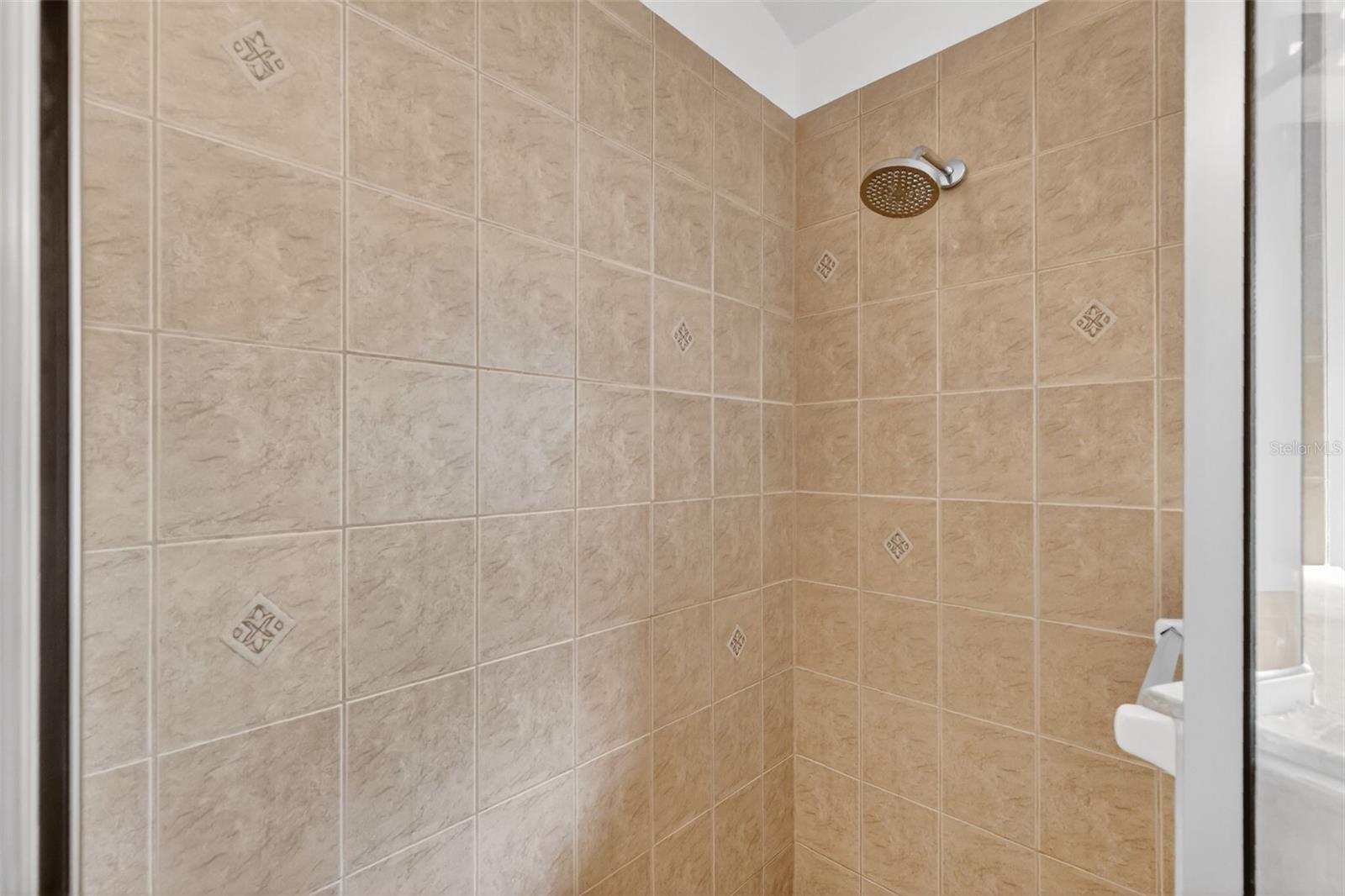 ADDISON PLACE SUB - Residential