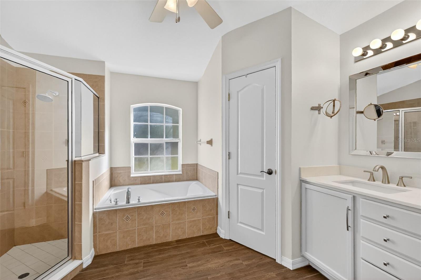 ADDISON PLACE SUB - Residential