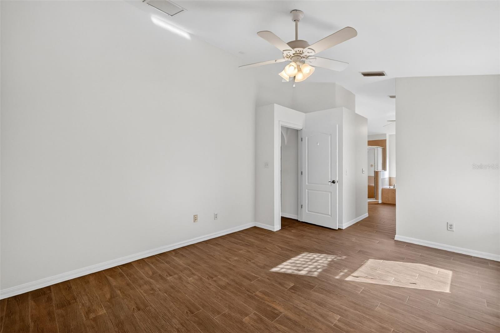 ADDISON PLACE SUB - Residential