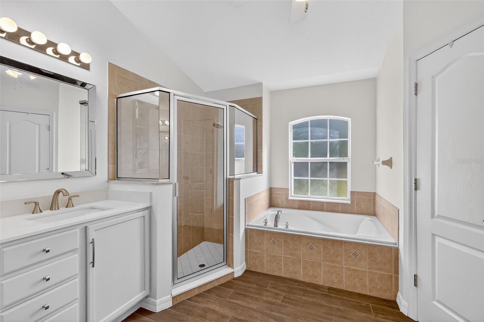 ADDISON PLACE SUB - Residential