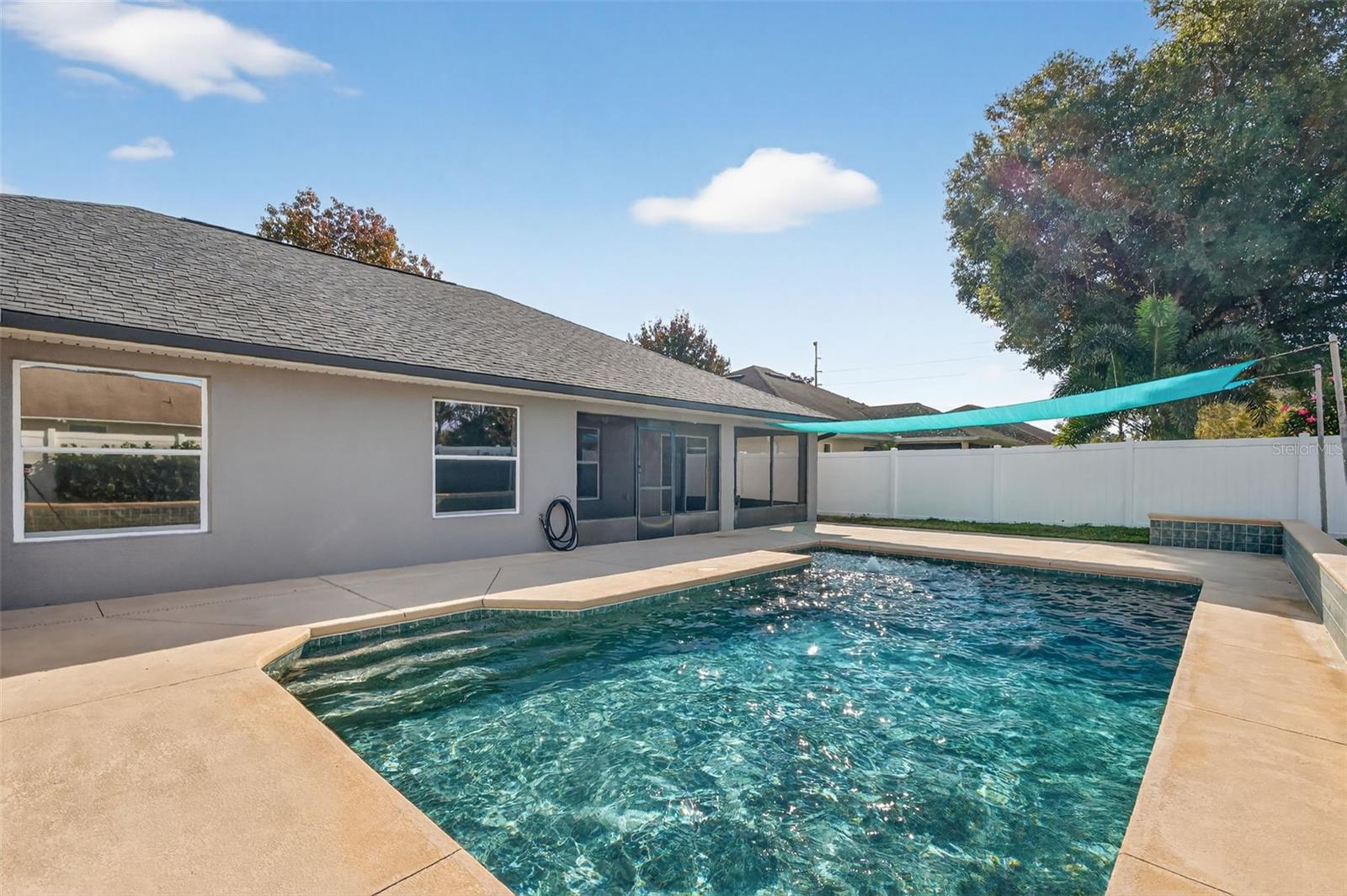 ADDISON PLACE SUB - Residential