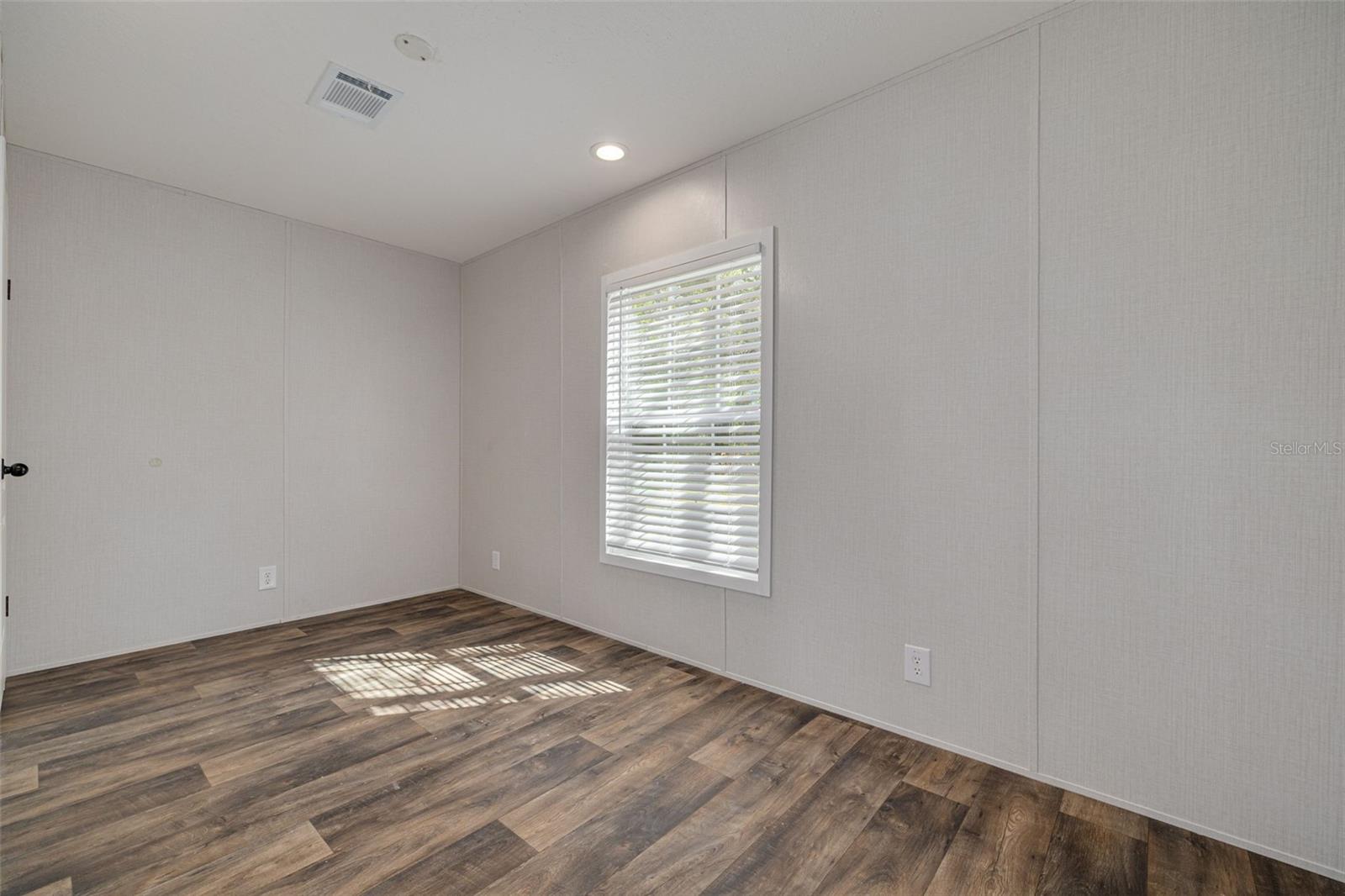 INDIAN OAKS HILLS - Residential