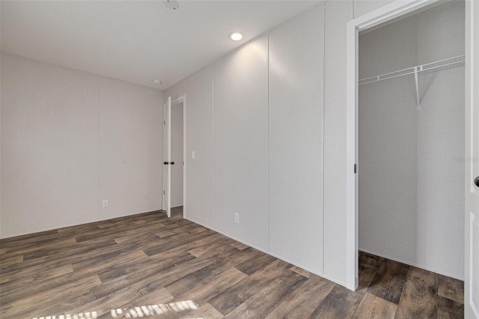 INDIAN OAKS HILLS - Residential