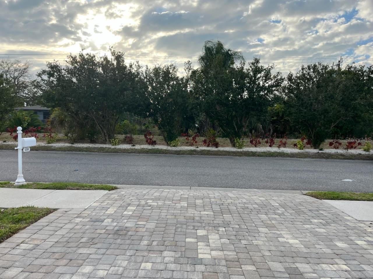 4398 SUMMERTREE ROAD, VENICE, FL, 34293 3 4398 SUMMERTREE ROAD
