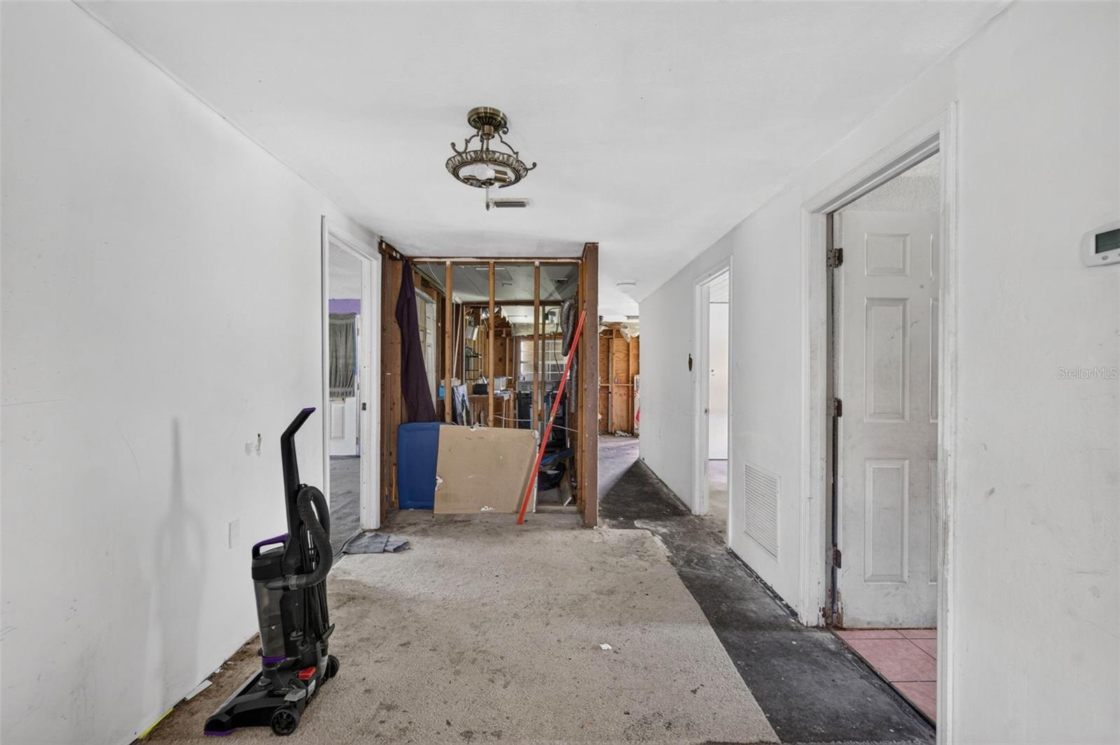 Casas a venda 3 - Jen Dantas 846 NEUSE AVENUE