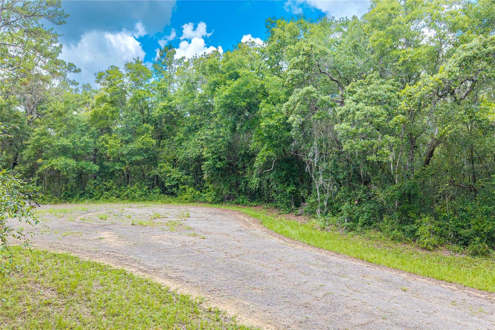 Photo 1 of 22 — 9870 N SKY POINT, DUNNELLON, FL 34434