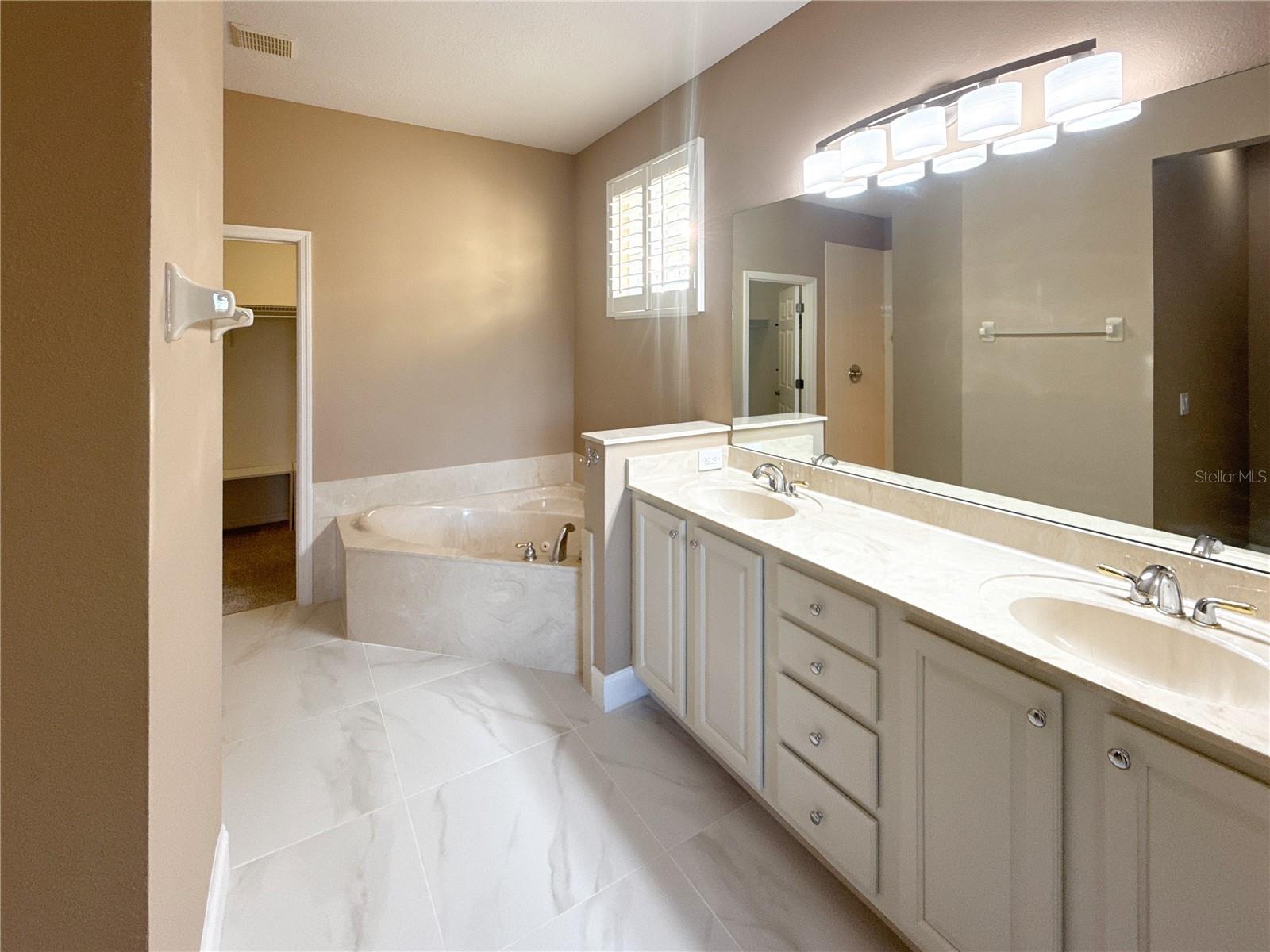 CANDLER HILLS EAST PH 01 UN B - Residential