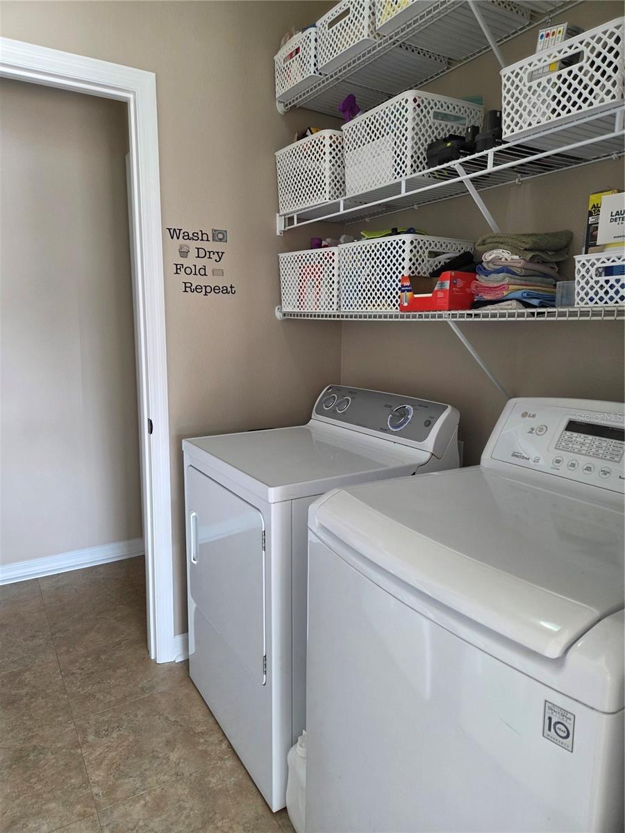 CREEKSIDE - Residential