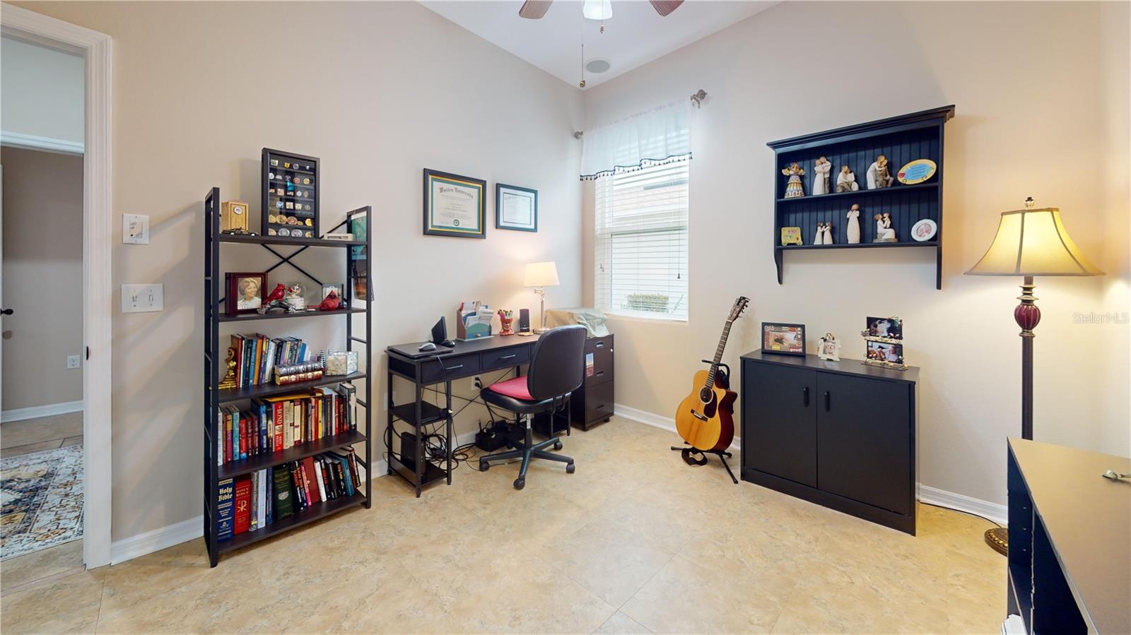 CREEKSIDE - Residential